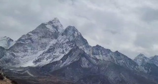 कालापत्थरमा परिणत हुँदै सेताम्य हिमालहरु  